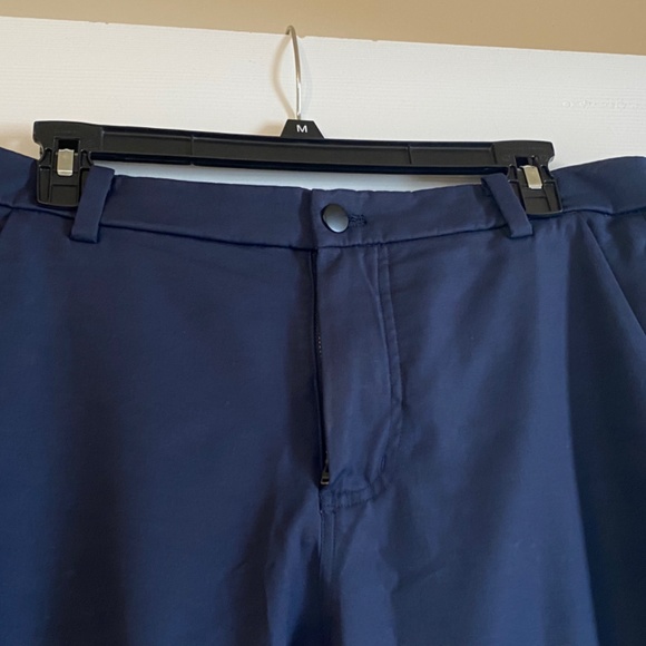 LULULEMON Mens Commission Pant, Navy - Picture 2 of 6